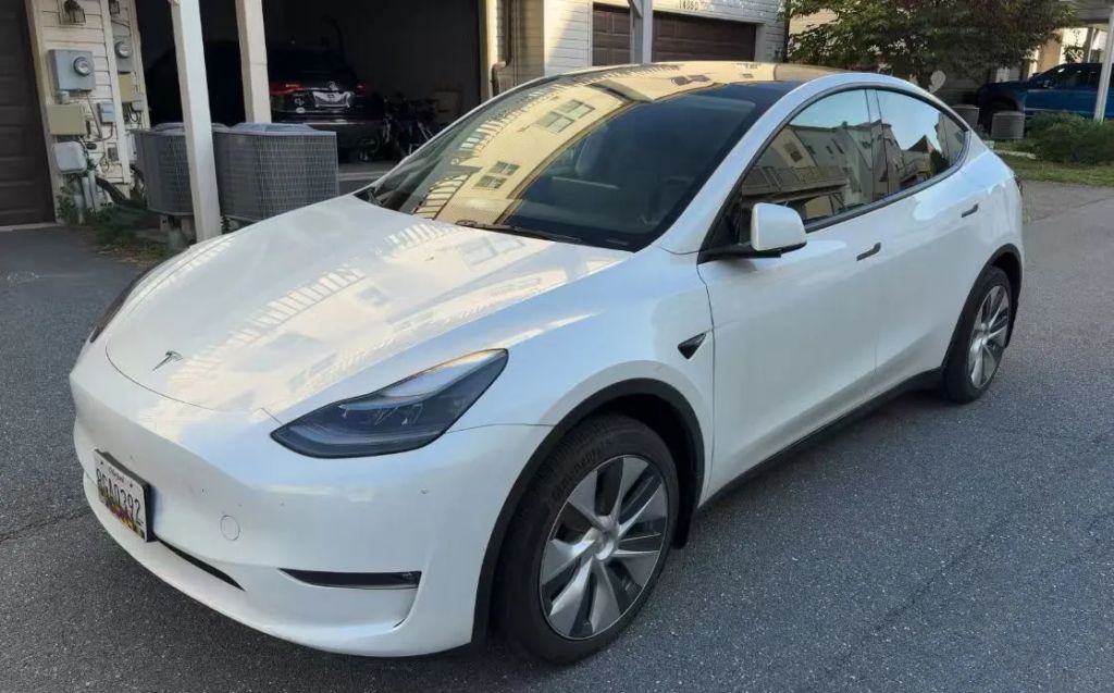 tesla model y 2023 7SAYGDED9PF934528 image tesla model y 2023 7SAYGDED9PF934528 image